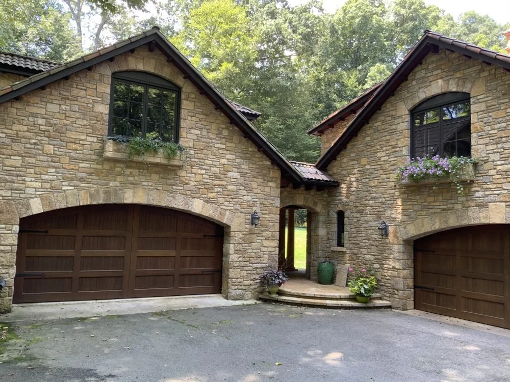 garages.jpg