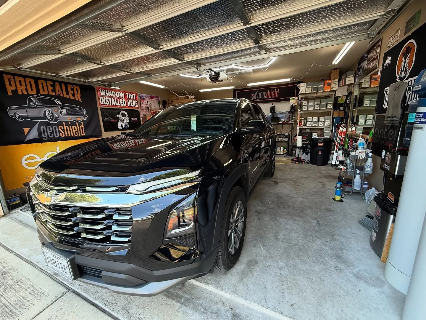 A fresh 2026 Chevrolet Equinox in Geoshield C2 Ceramic. 🤌 #windowtint #ceramictint #windowfilm #tint #tinter #geoshield #jarrelltx