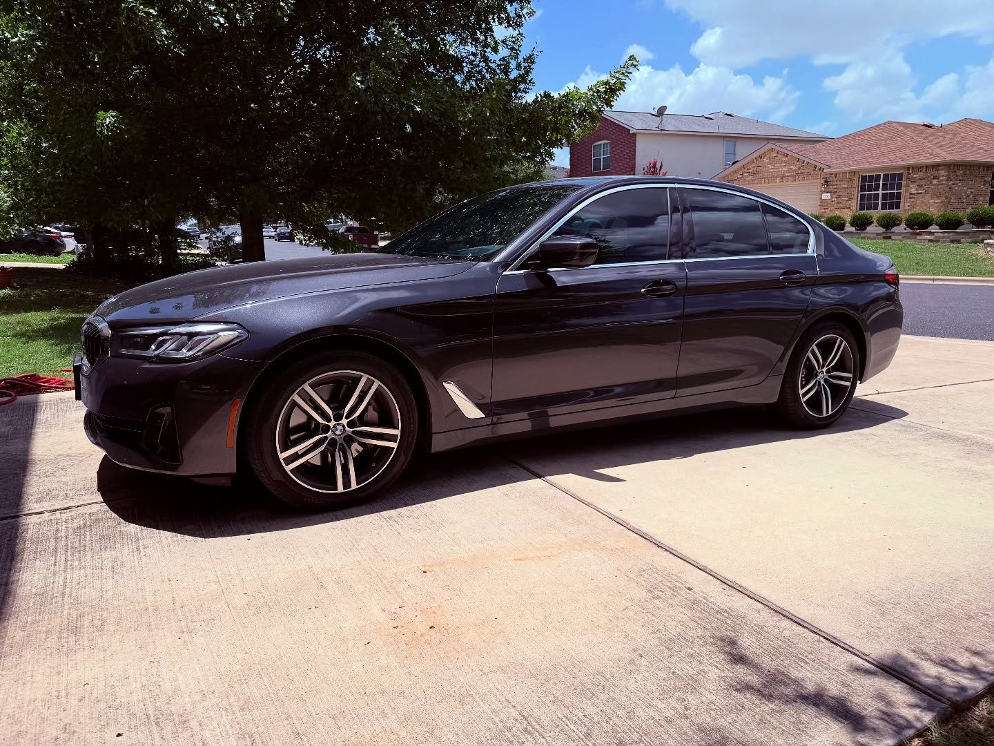 This BMW 530i is now sporting some incredible IR heat rejection with the top of the line Geoshield Apex Ultra. When you want the best heat rejection you can get, Apex is the way. 👊 #geoshield #superceramic #ceramictint #windowtint #tinter #windowfil