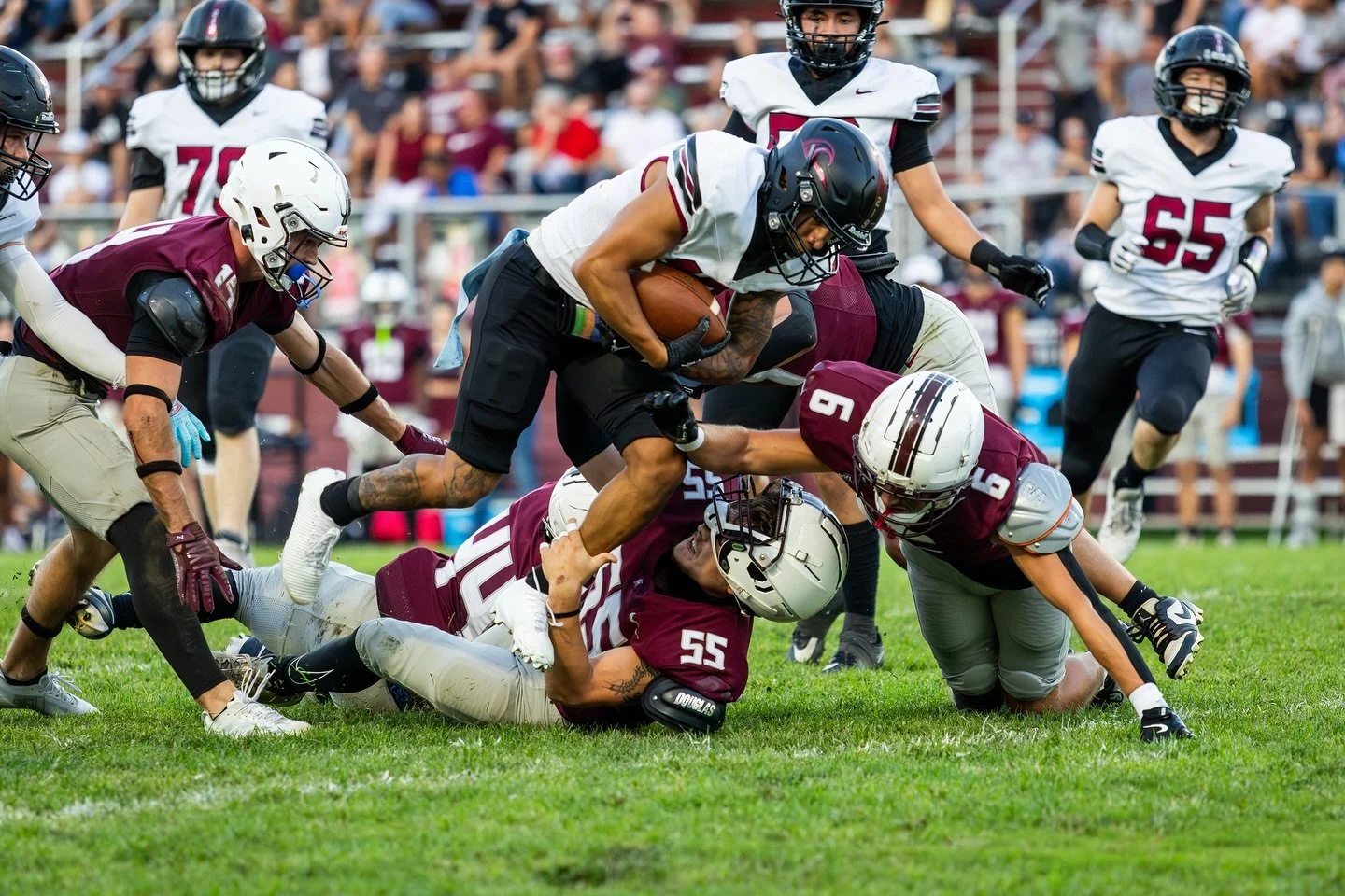 Another dominant win for the Crimson Wave! 🌊🏈 Final score: 48-0 over the Bellarmine Knights. This team is on a roll and showing no signs of slowing down! 💪🔥

#msfl #college #football