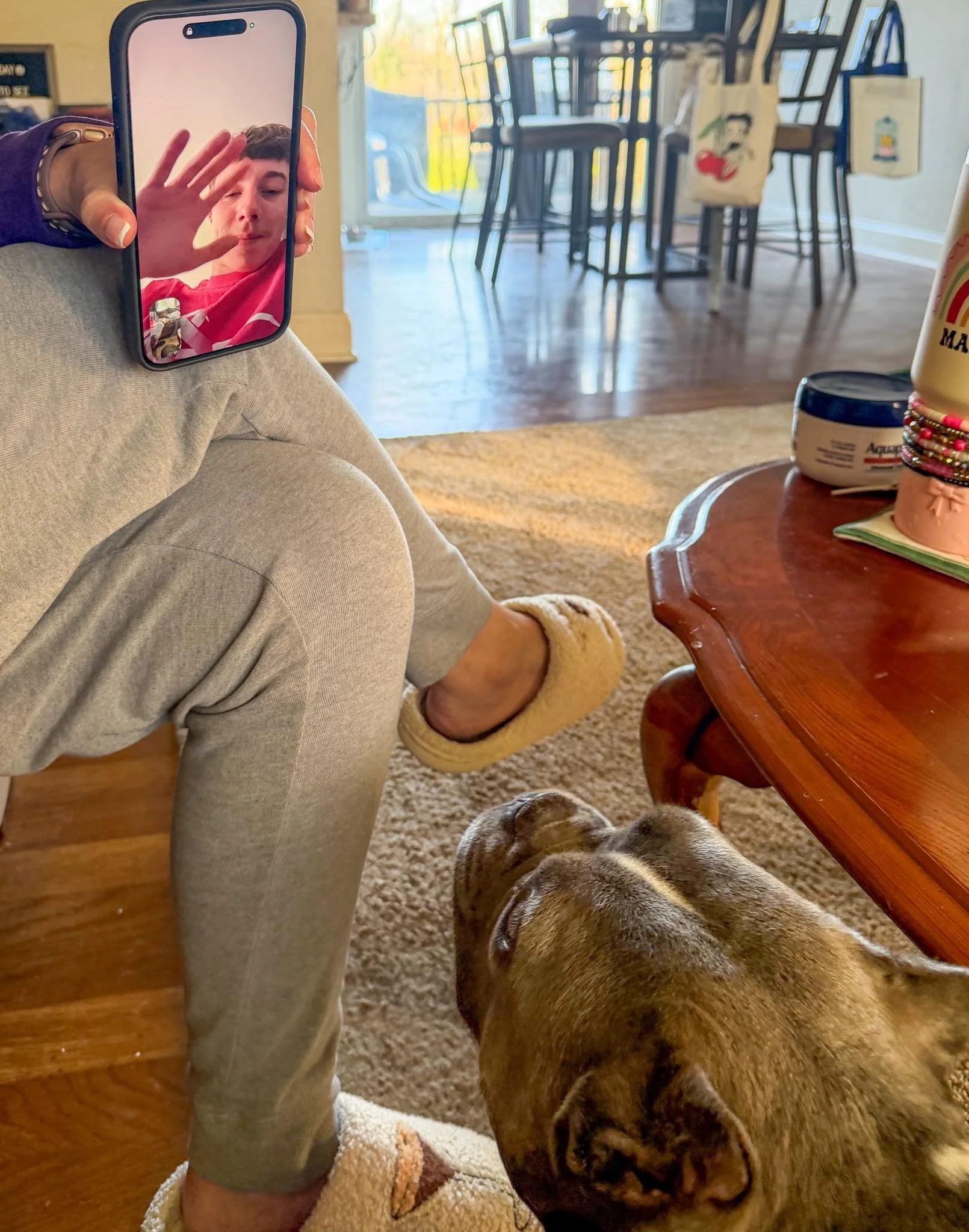 FaceTiming with her Bub. 📲📞