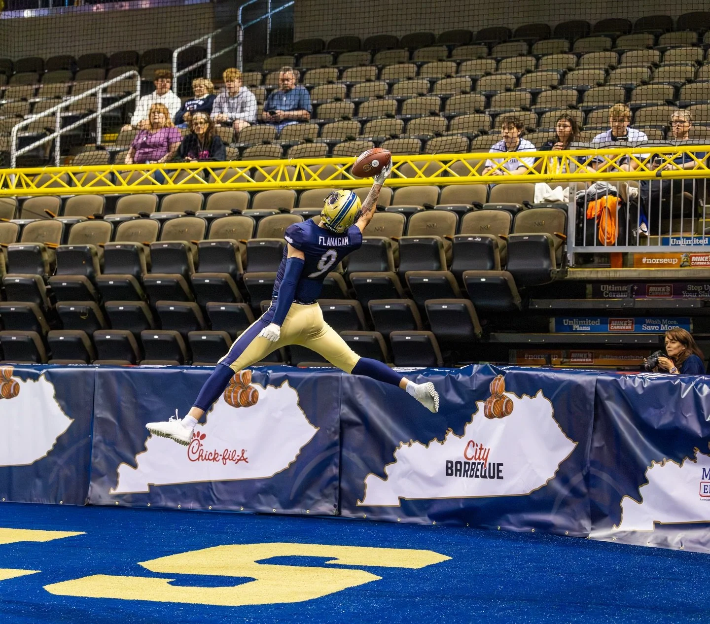 Air Flanagan 🚀 #af1 #arena #football #kentucky #barrels