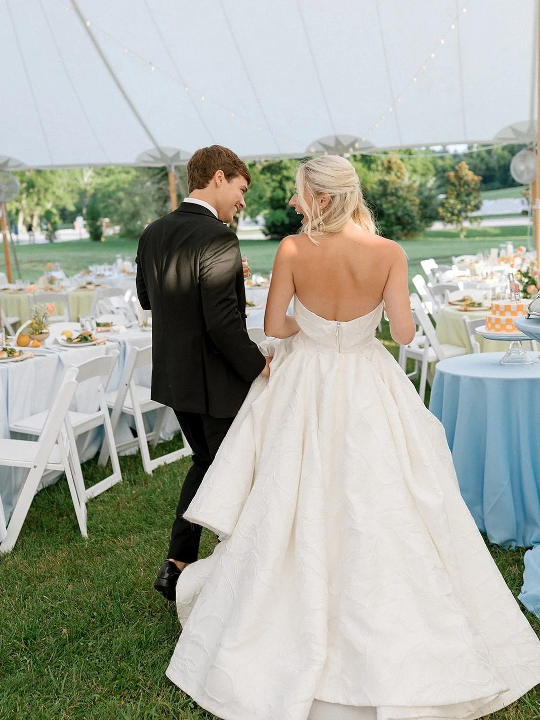 Mr. and Mrs. Moss - the party of a lifetime!

ML Bride: @molly_moss
Photography: @madiflo 
Venue: @sbc_weddings @ravenswoodmansion
Planning: @ebjandcompany
Florals: @ll.floral 
Videography: @wakefield_films
Rentals: @eventworksrentals
Catering: @five
