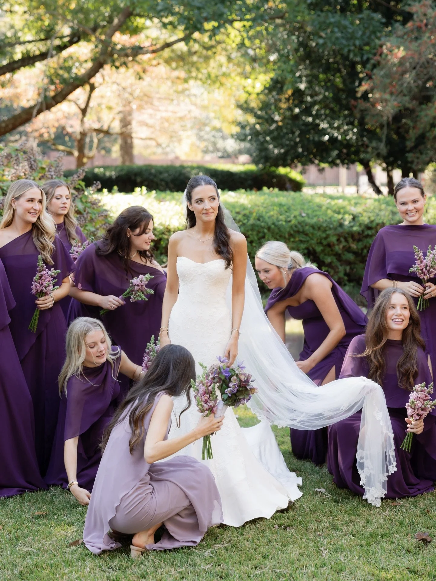 We&rsquo;re reminiscing on Mrs. Elizabeth Suddoth Jones&rsquo; unforgettable wedding day. Elizabeth arrived at Maggie Louise envisioning a vintage-inspired ivory gown, a nod to Andy&rsquo;s antique proposal. She left our boutique with the dress in ha