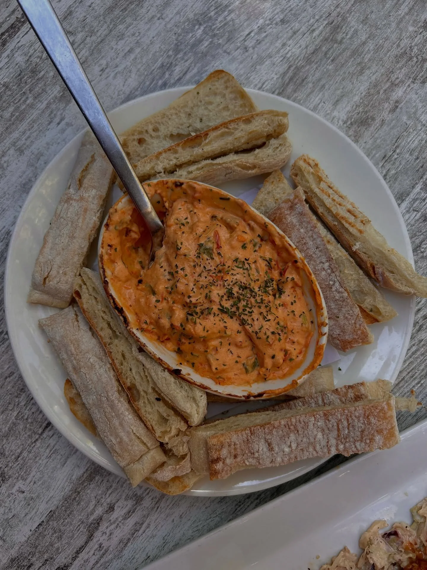 Two of our favorite appetizers&mdash;Palo Alto Dip and Chonburi Shrimp. 

The real question: which are you choosing?

#napaflatswoodfiredkitchen #collegestation #aggielandrestaurants #localrestaurants #napaflats #appetizergoals