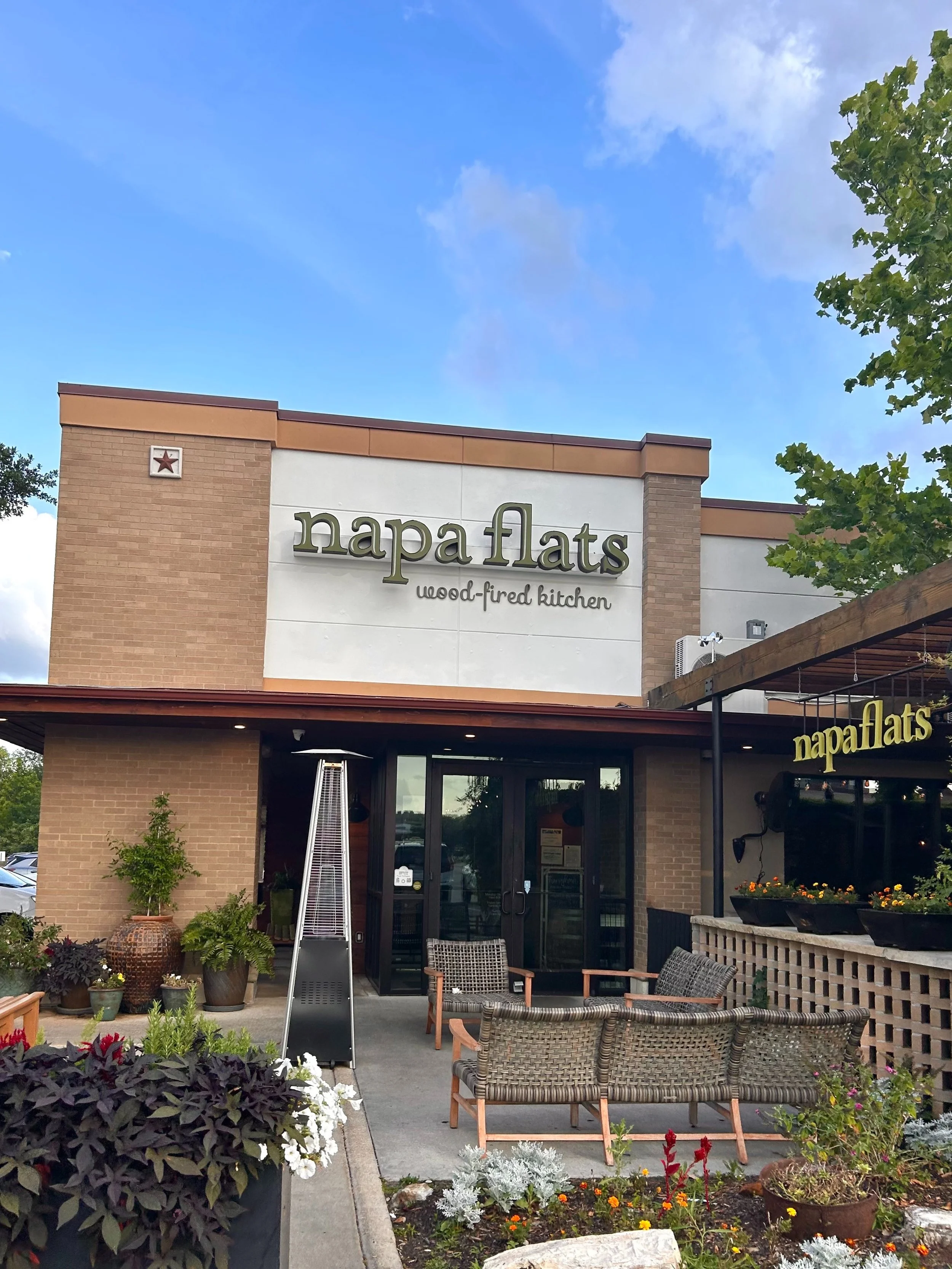 Beautiful days with a side of Napa Flats Wood-Fired Kitchen?

We think yes.

Grab your favorite people and join us for lunch, dinner, or drinks on the patio this week. Which menu favorite are you ordering first? 🍸🍝🍕
&bull;
&bull;
&bull;
&bull;
&bu