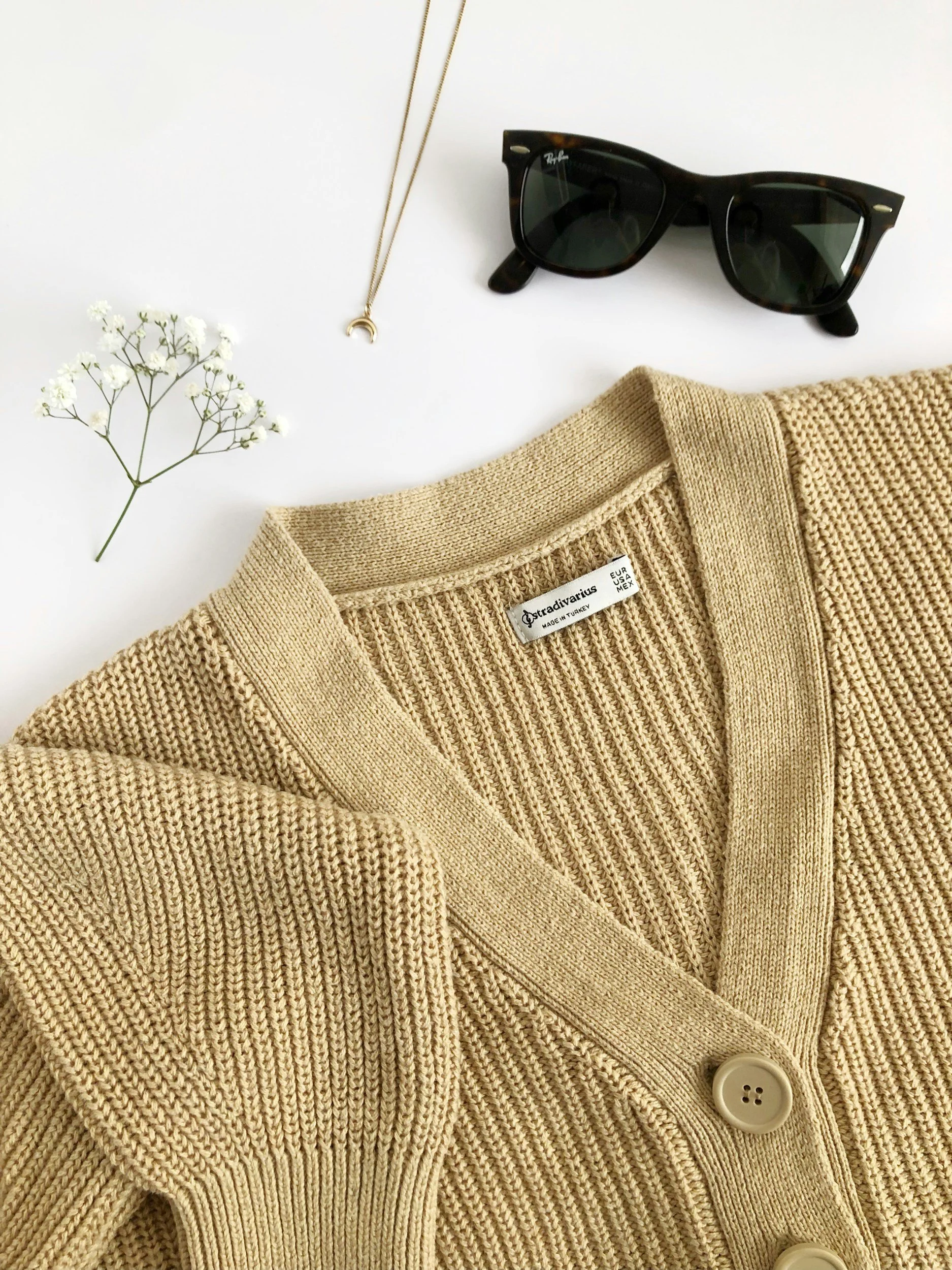 From Sundresses to Sweaters: Mindfully Moving into Utah's Autumn