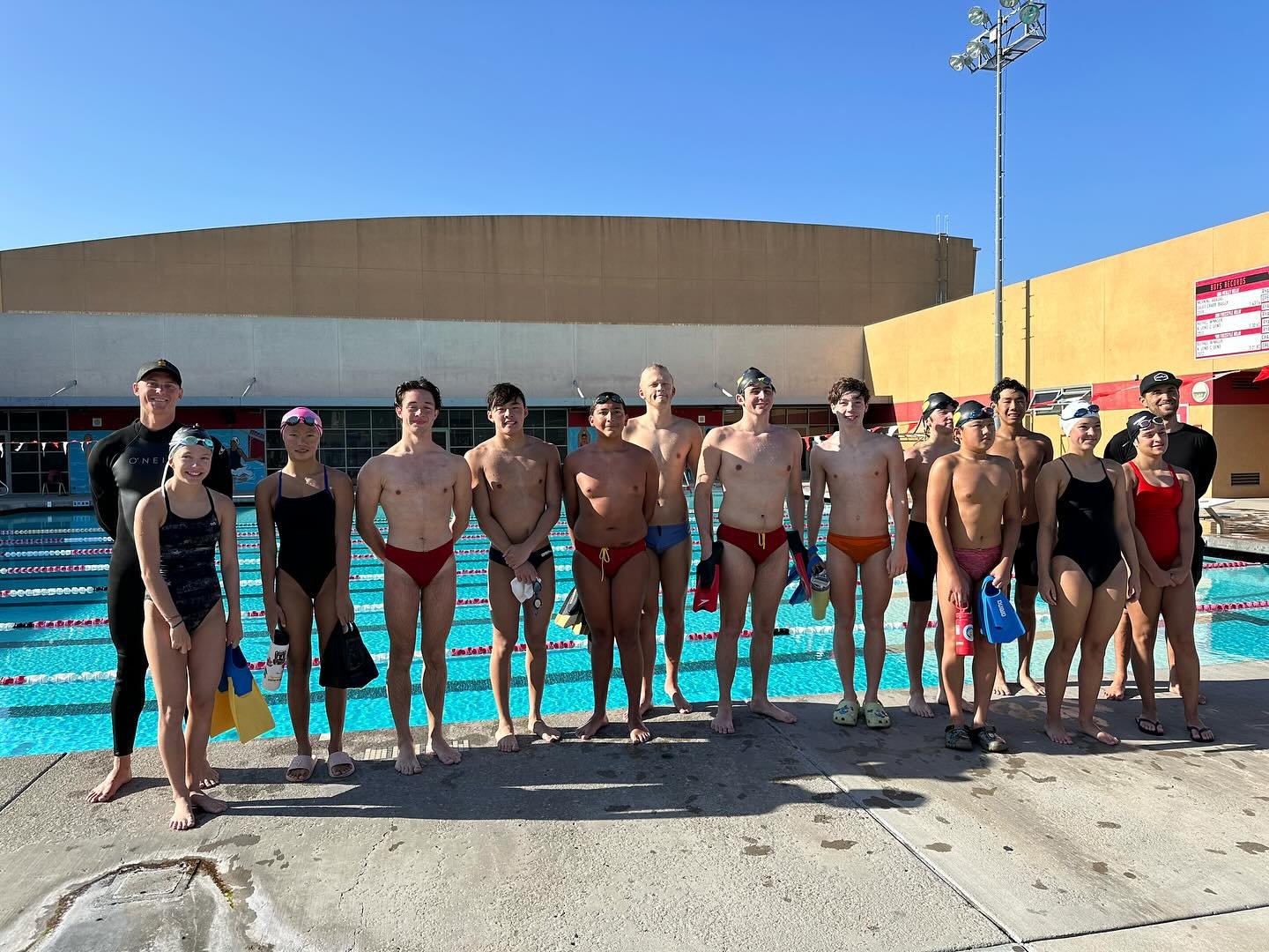 We had two great groups of kids over the weekend learning how to dive and turn like the pros. Some of the kids we had are ranked in the top in the country in their age group and others completed a flip-turn for the first time in their lives! Thank yo