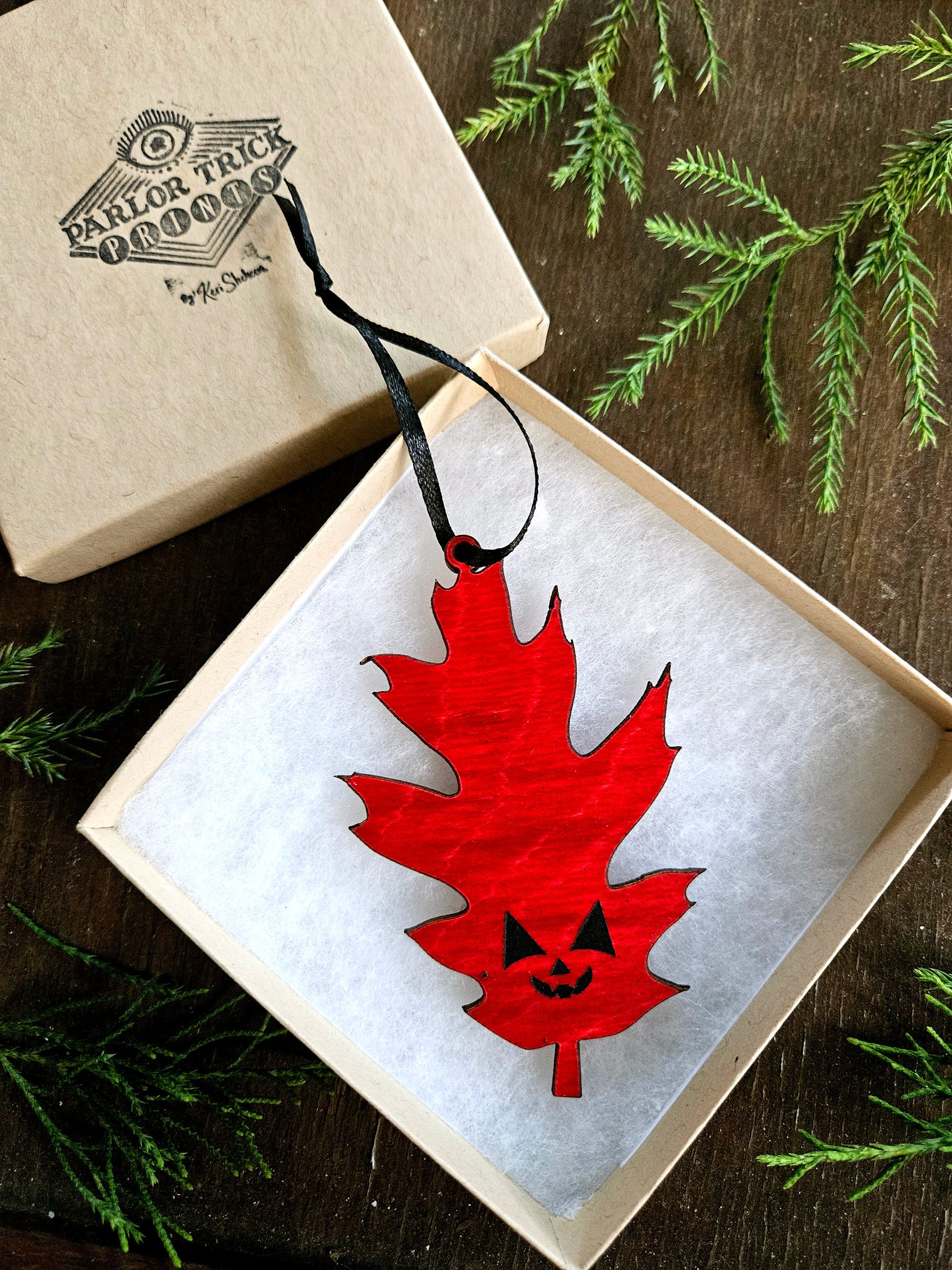 box2-redleaf.png
