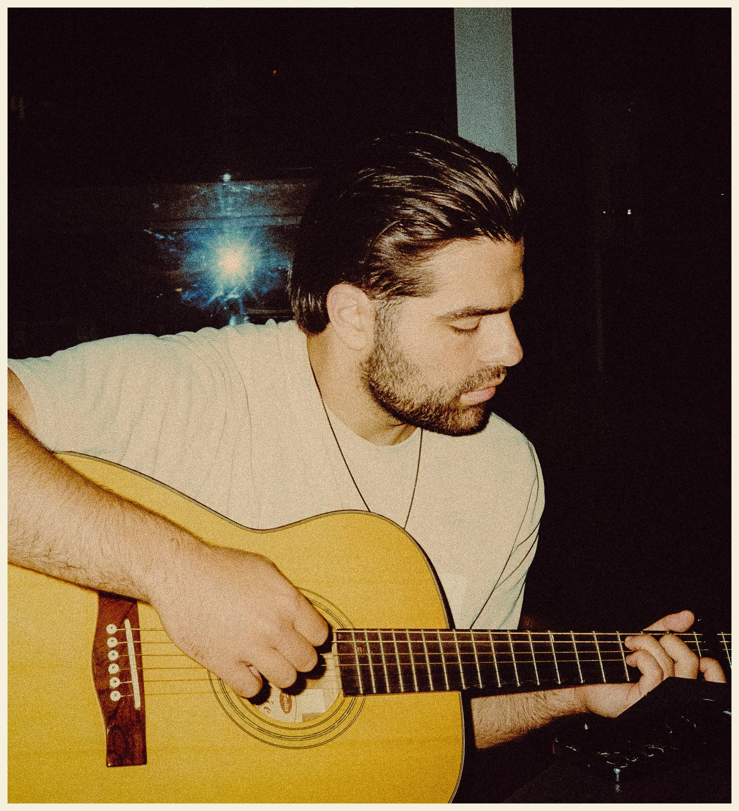 Guitar2.jpg