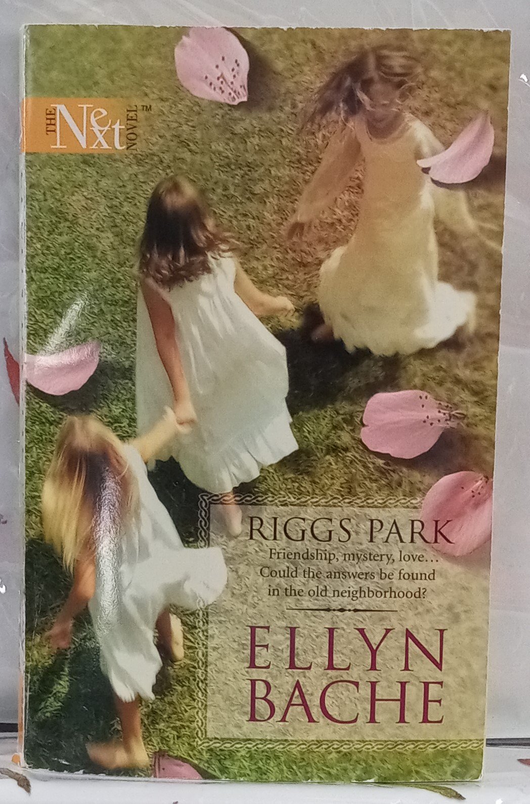 LE25-64RH0166 (1).jpg