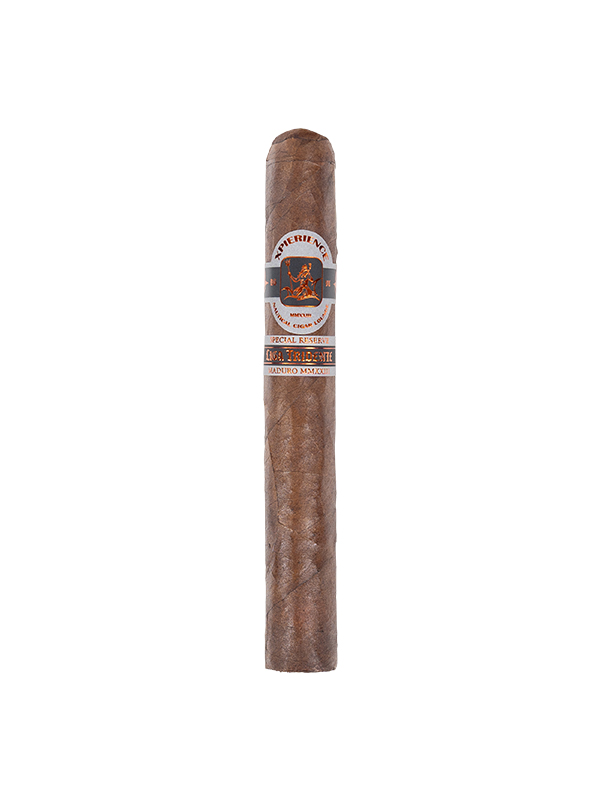 600x800_Liga-Tridente-Maduro-Toro-White-5.webp