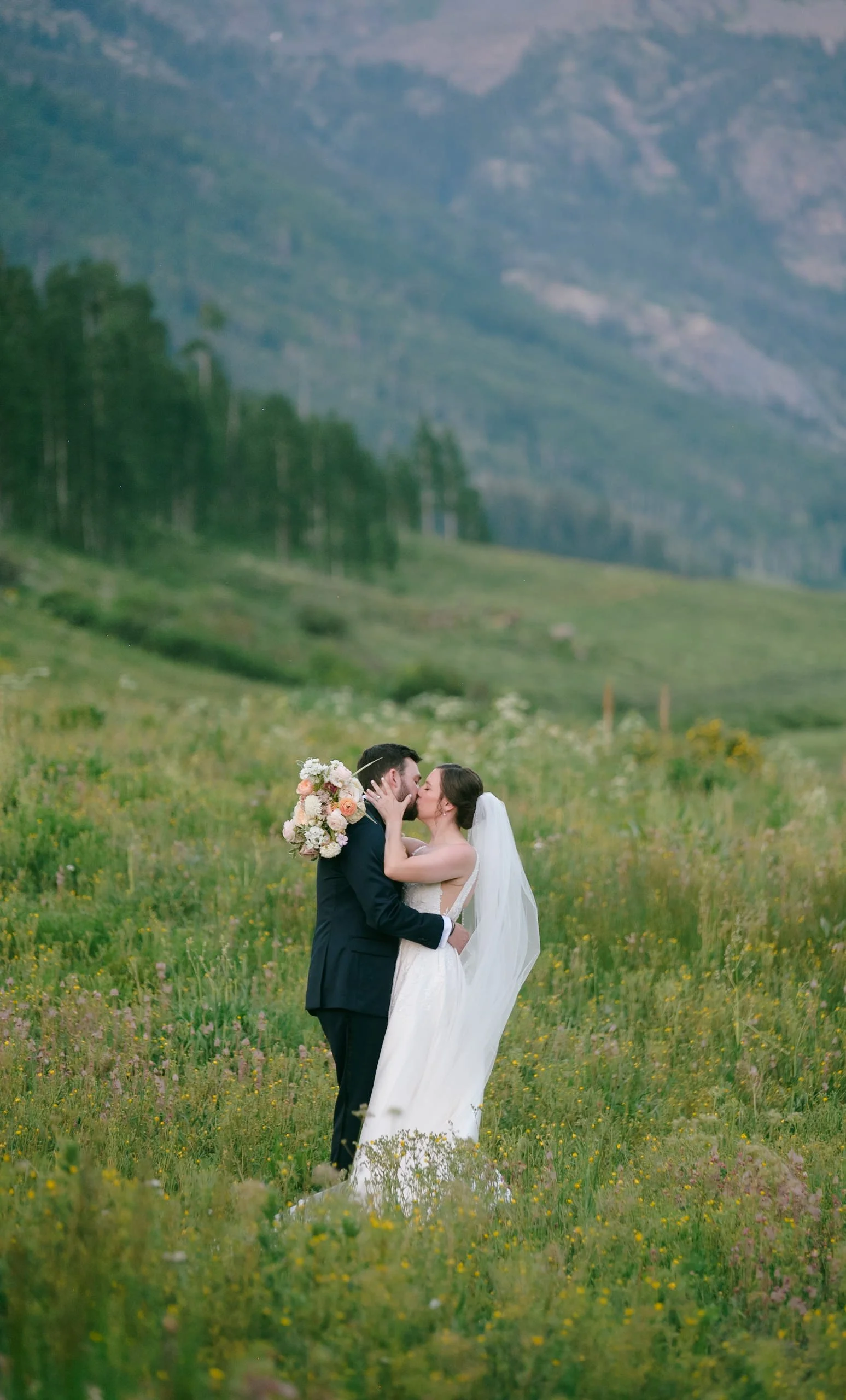 boulder creek wedgewood wedding 8301.jpg