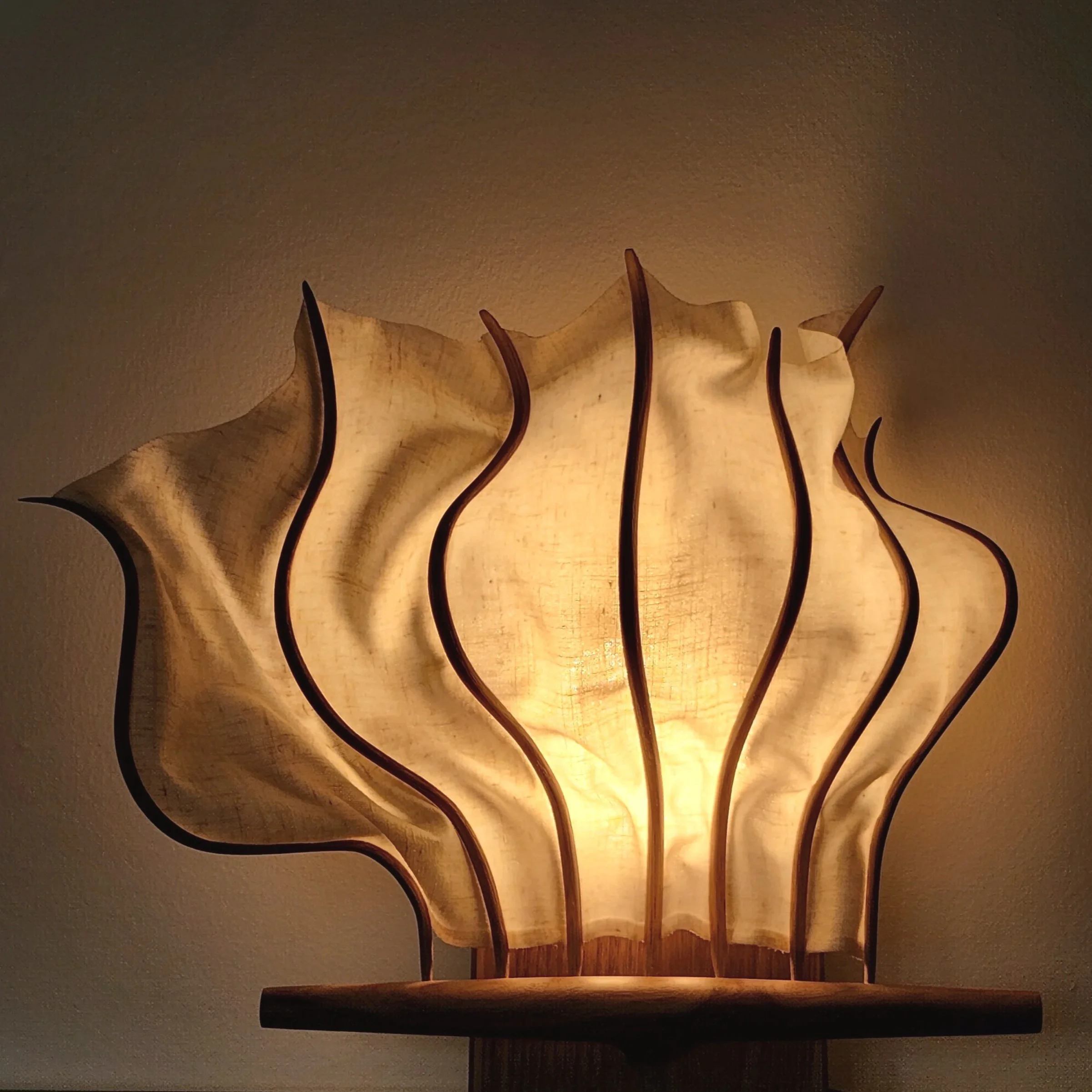 Sail sconce