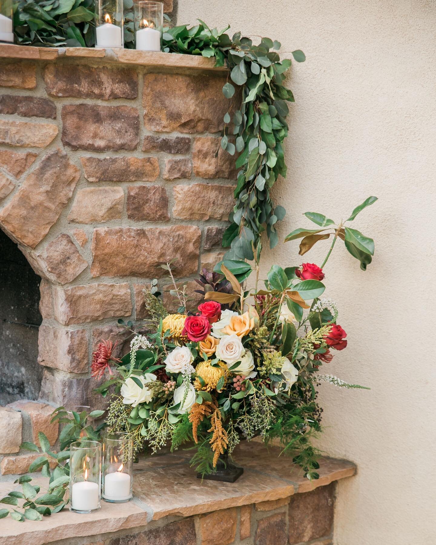 Fireplace details @serendipity_weddings