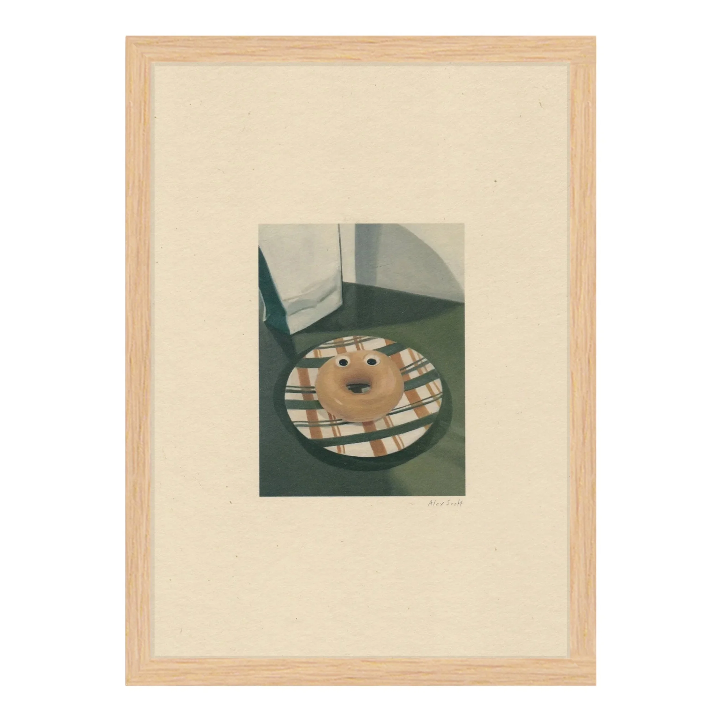 Washi-smiling-donut-with-googly-eyes-frame-natural.jpg