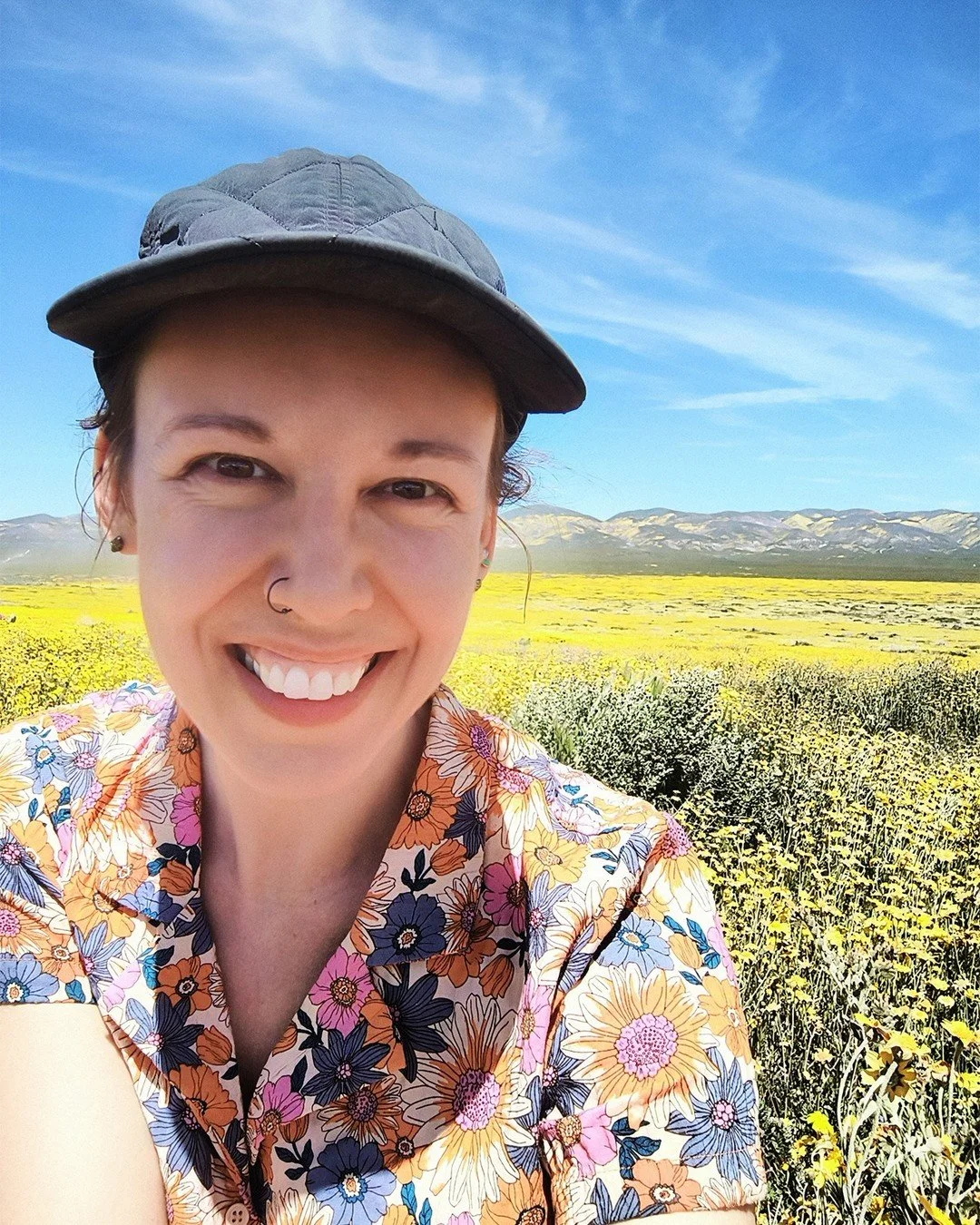Emma's beautiful Spring trip to see the Carrizo Plain wildflowers was their inspiration for messy+free's name and style. ✨