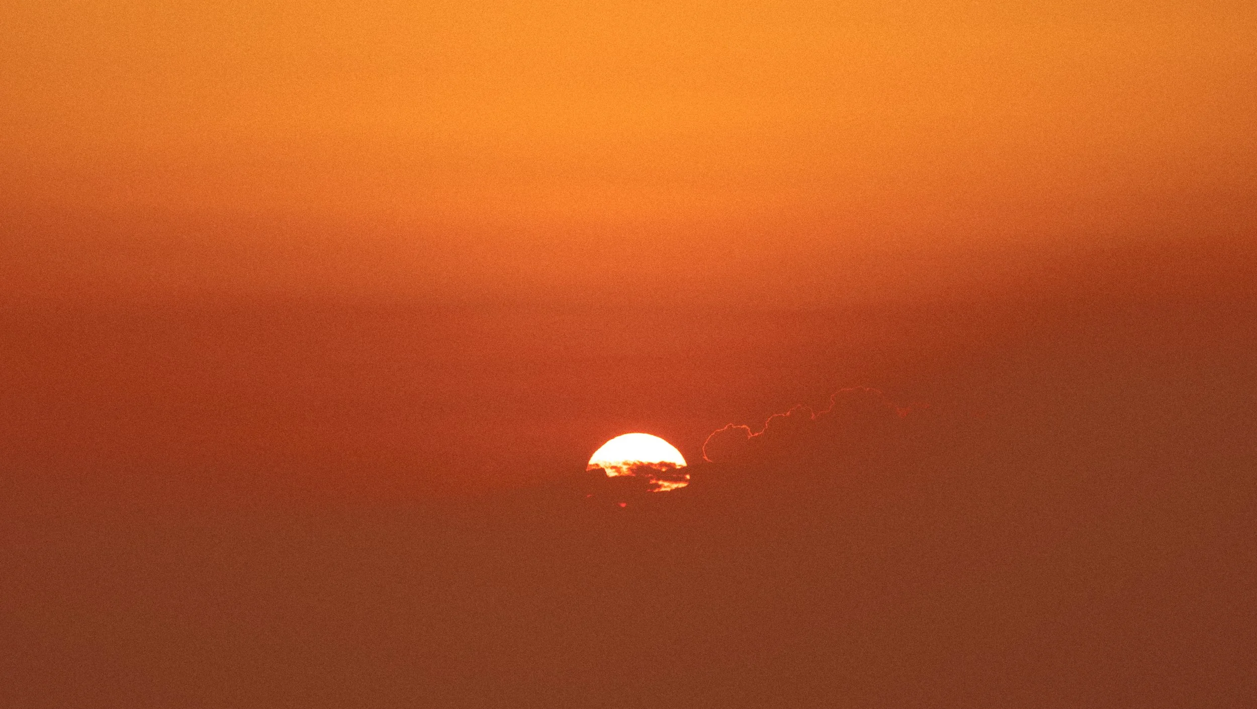 Luura Paros