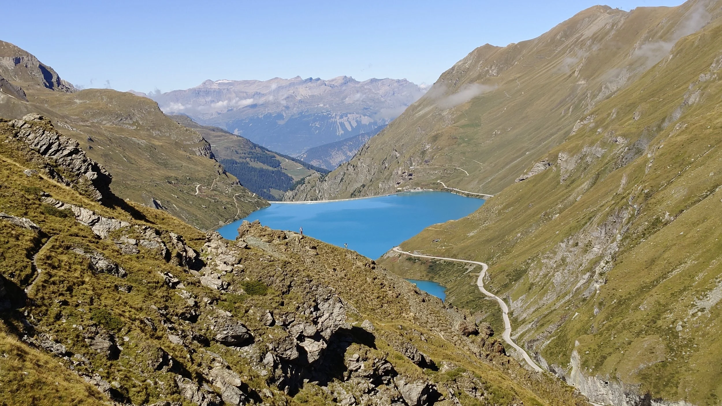Balancing. Lac de Moiry