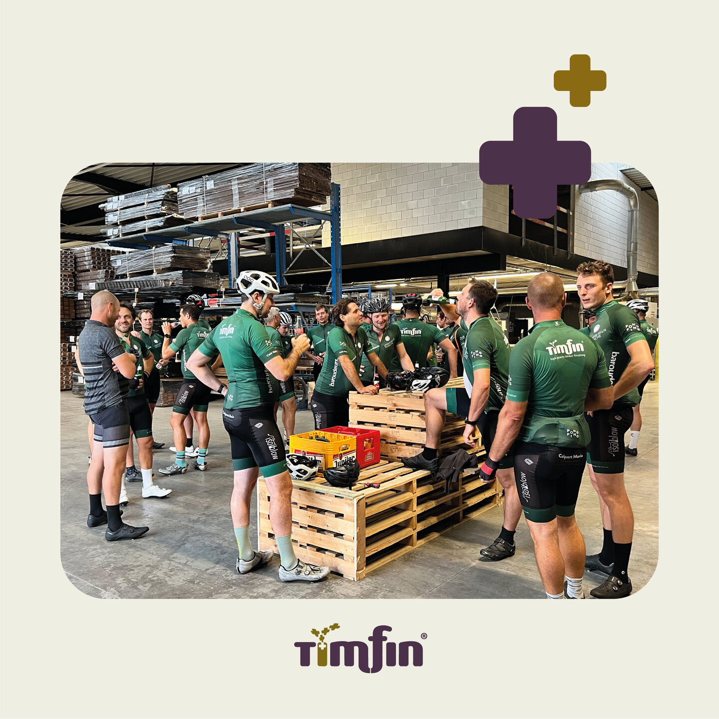 De Baroudeurs op bezoek in het nieuwe gebouw van hun sponsor. Na een mooie rit in dit warme weer konden ze wel wat verfrissing gebruiken. 🍻👍🏻

#timfin #woodfinishing #sponsoring