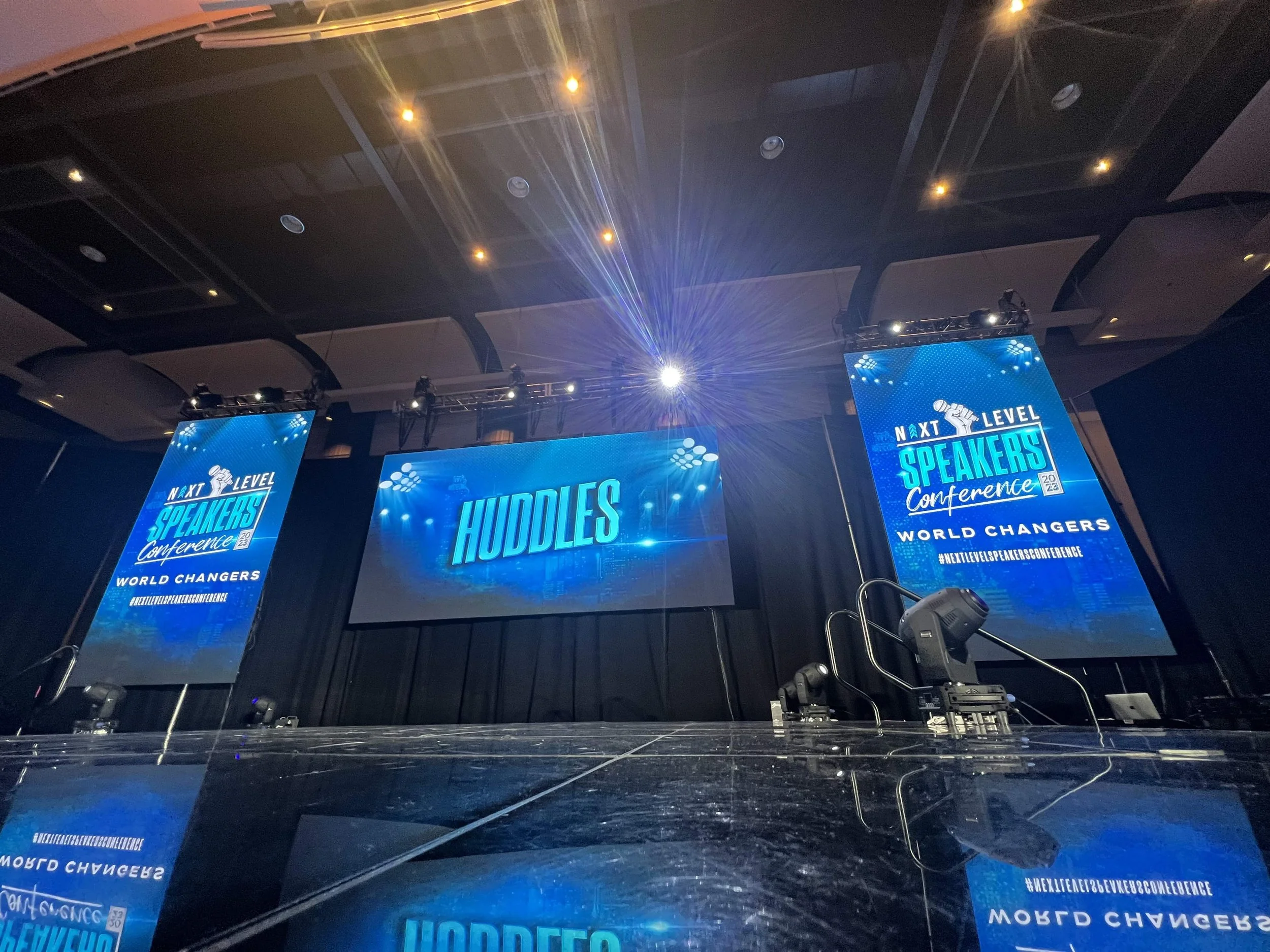 LED screen management