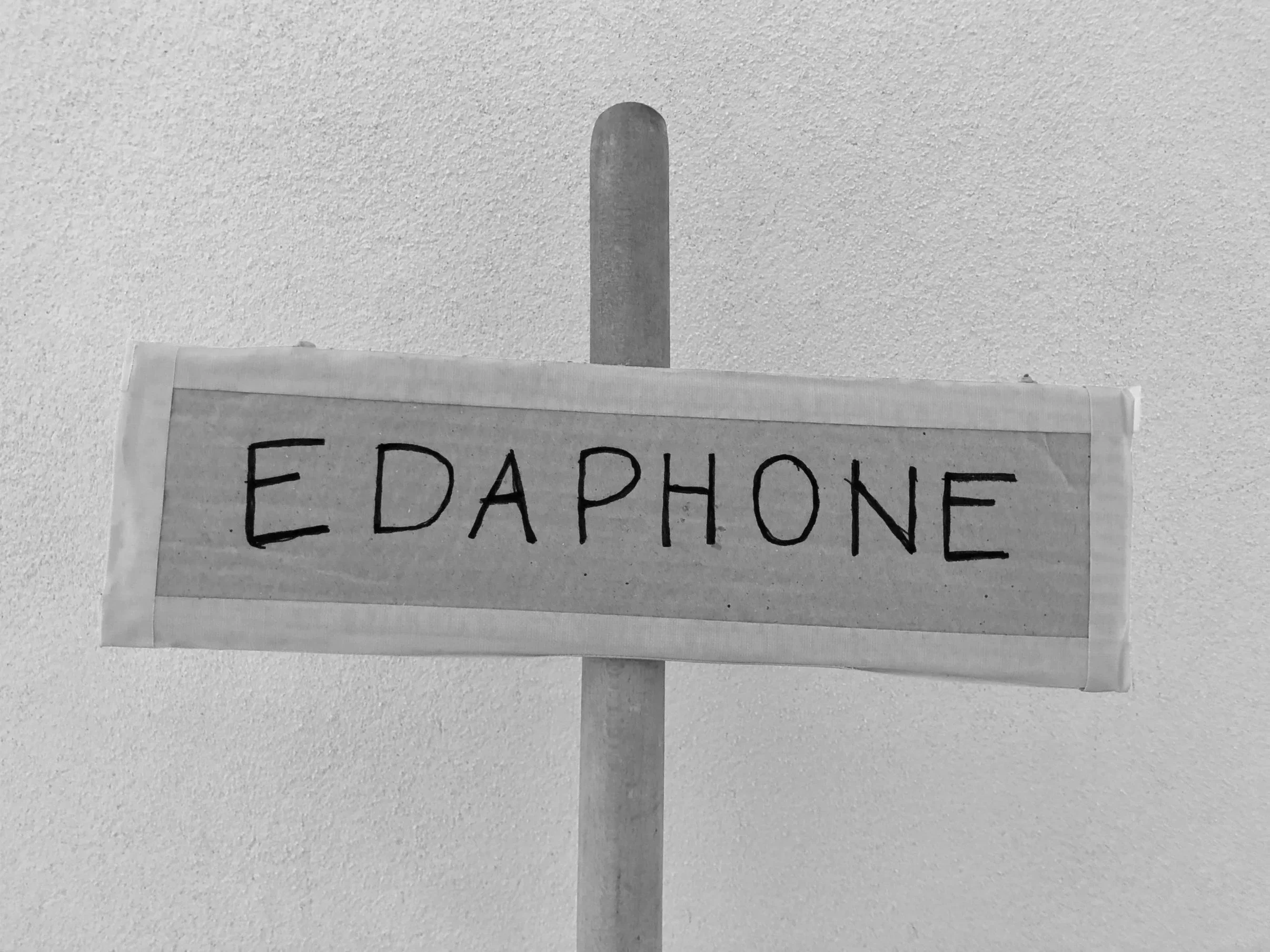Edaphone
