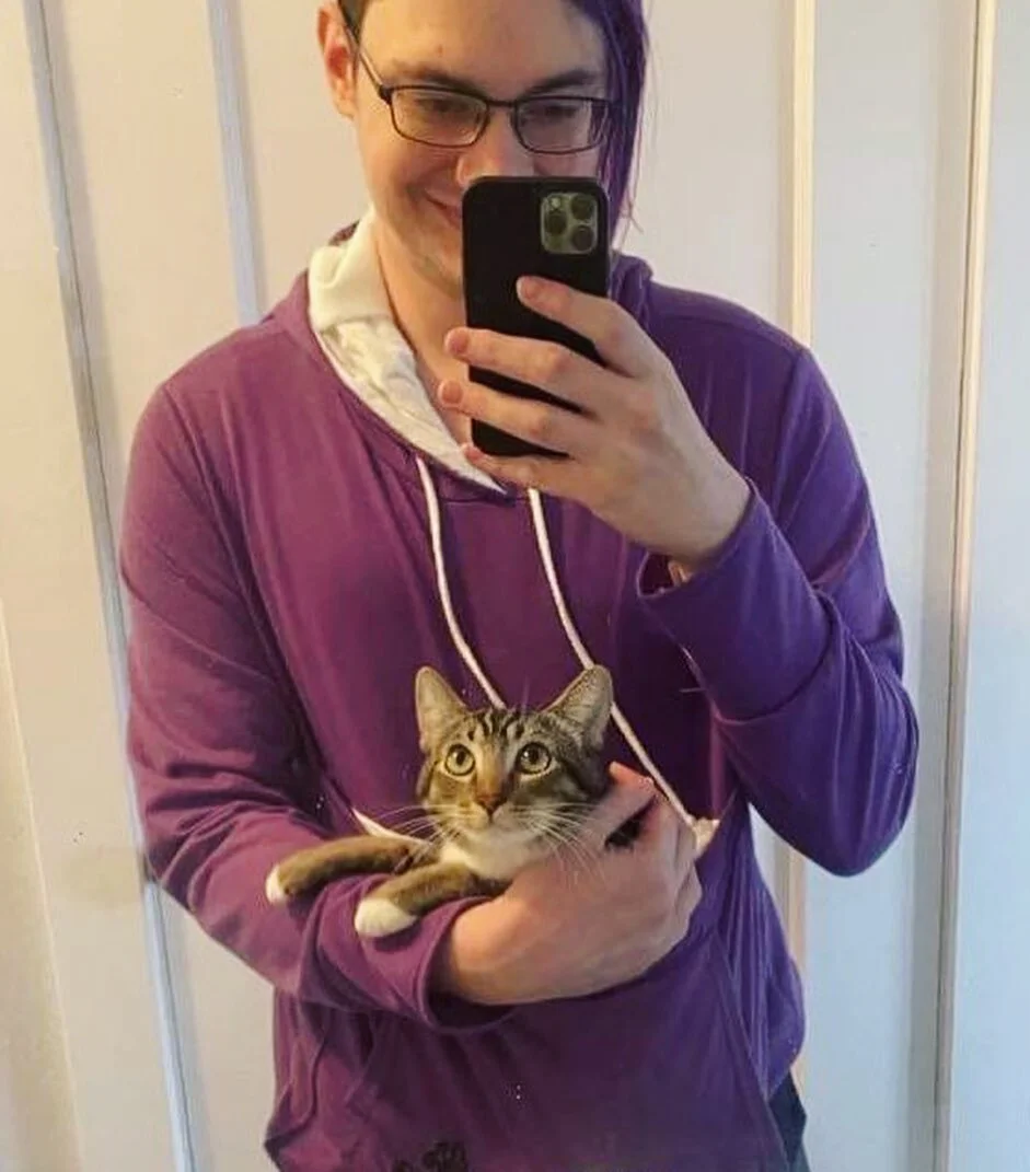 Attempting to put Tanner in a pouch. Swipe for the final verdict
#catstagram