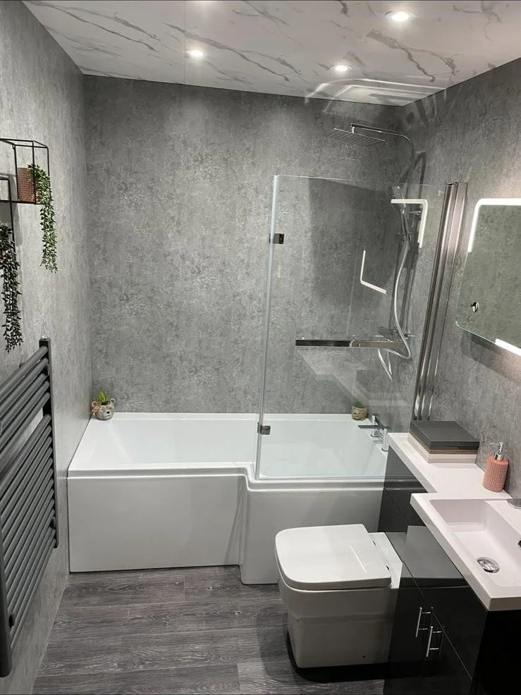 054-bathroom.jpg