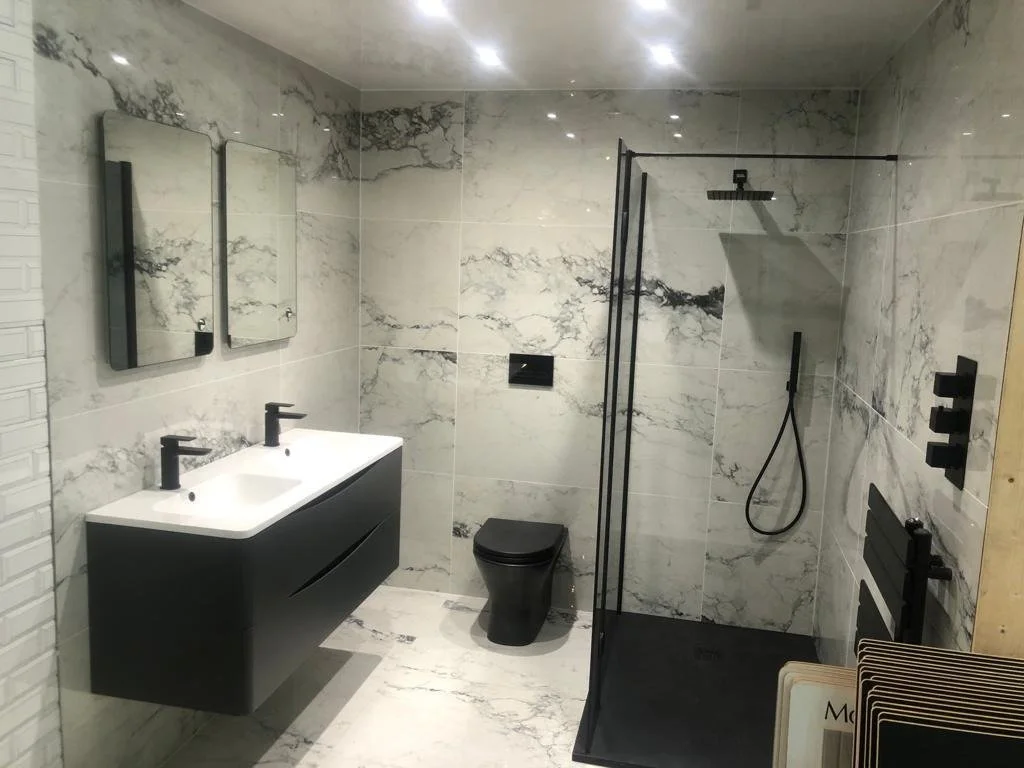 010-bathroom.jpg