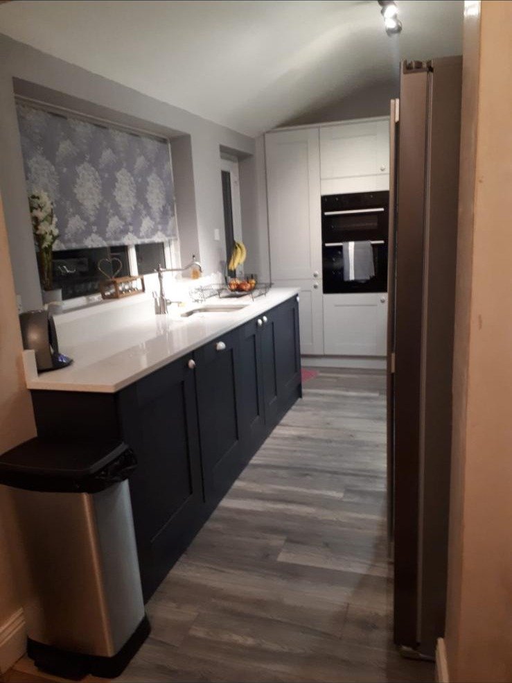 079-kitchen.jpg