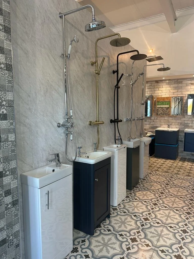 048-bathroom.jpg