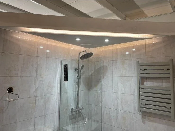 125-bathroom.jpg