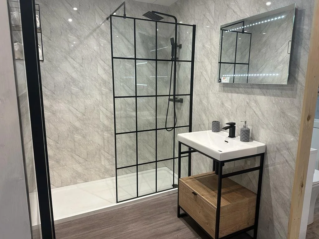 089-bathroom.jpg