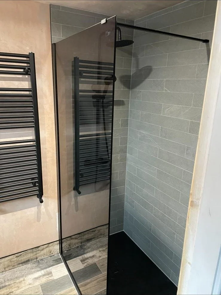 122-bathroom.jpg