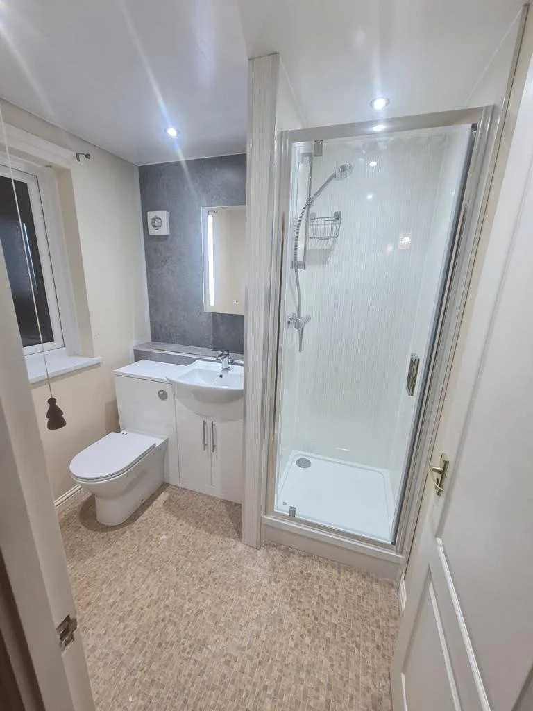 062-bathroom.jpg