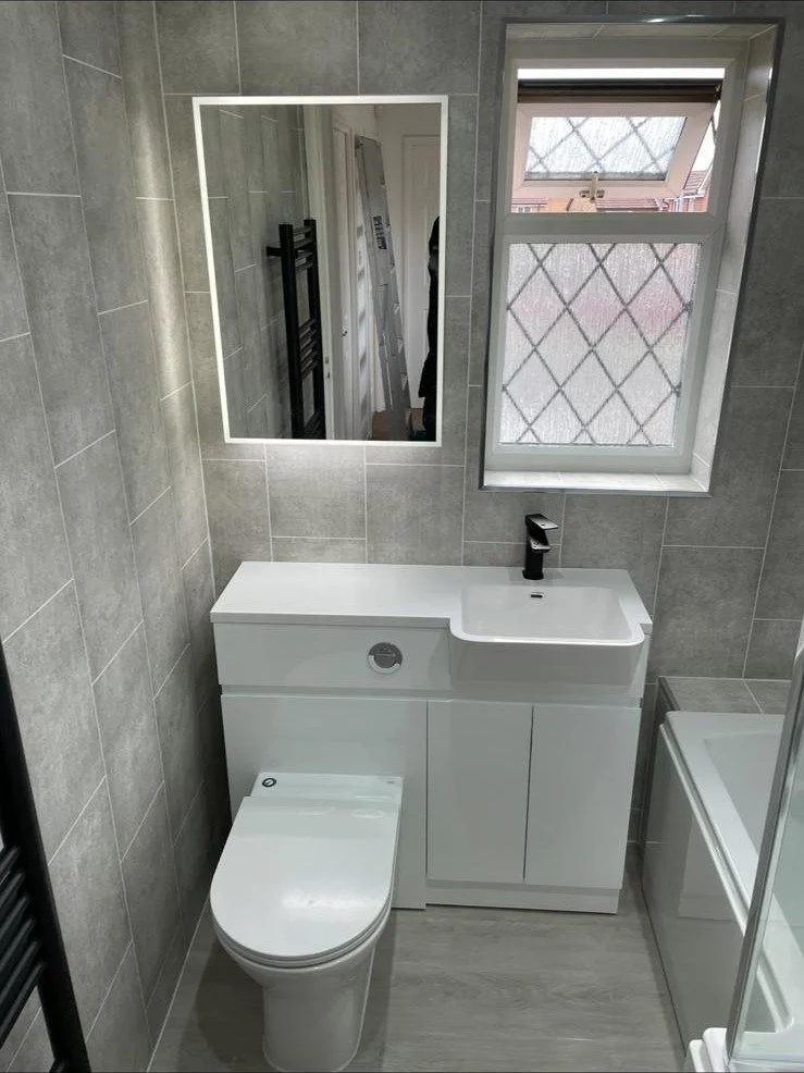 060-bathroom.jpg