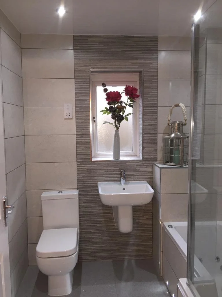 036-bathroom.jpg