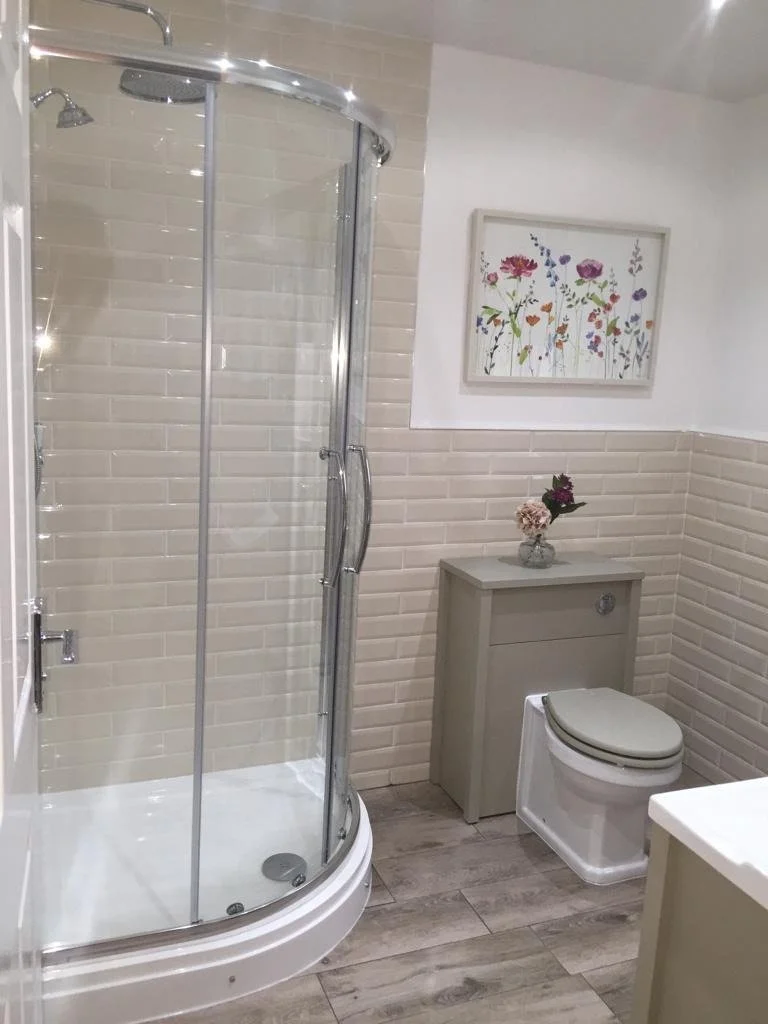 024-bathroom.jpg