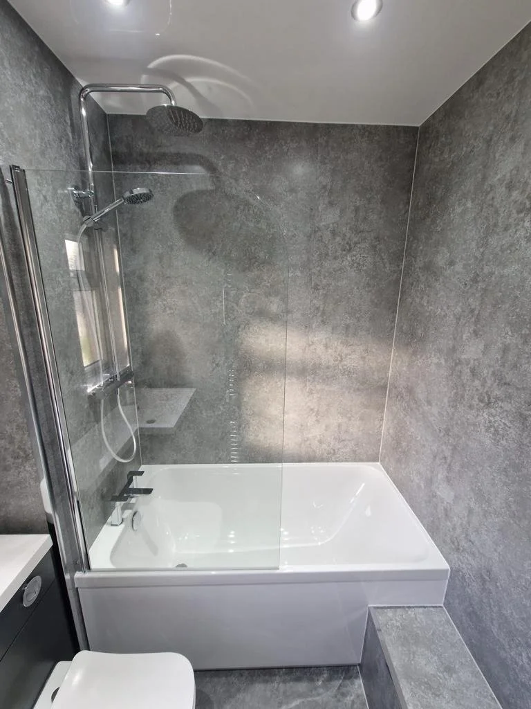 041-bathroom.jpg