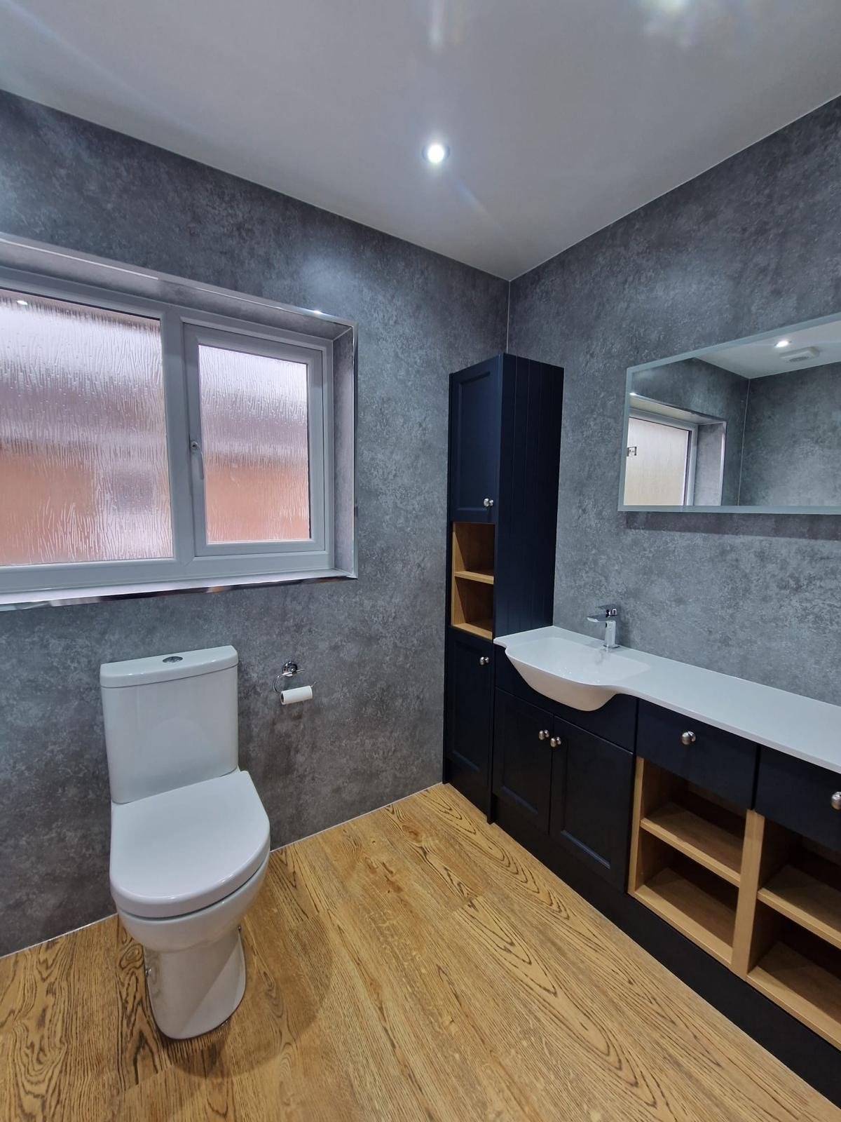 063-bathroom.jpg