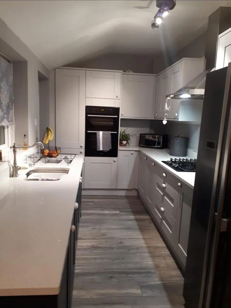 080-kitchen.jpg