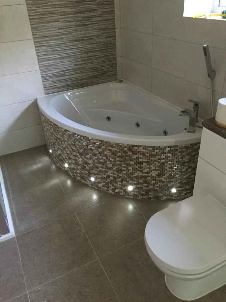 065-bathroom.jpg