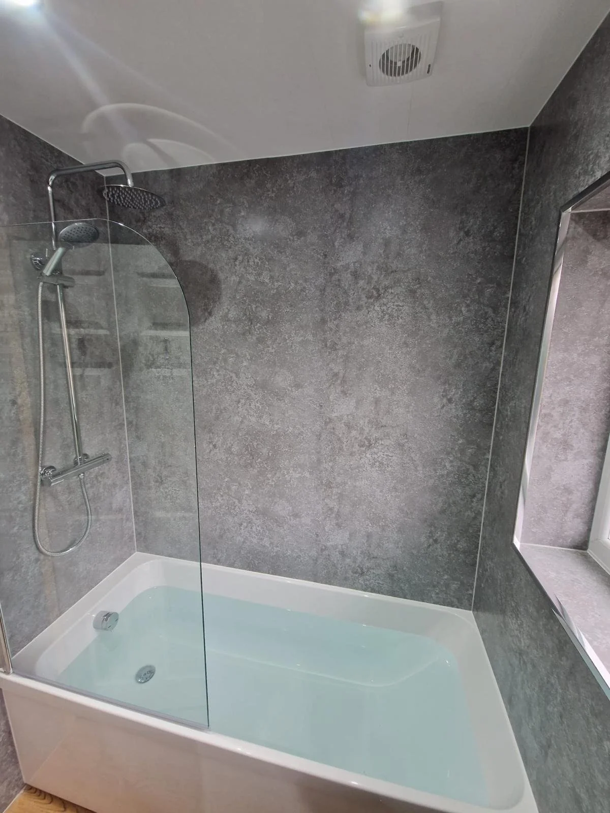 110-bathroom.jpg