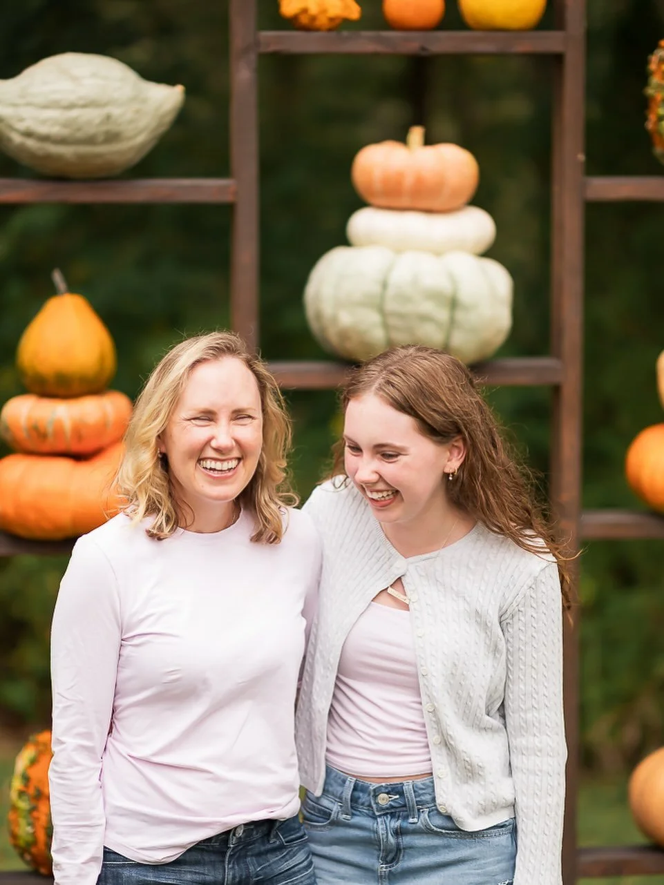 🍂🍁🎃🍂🍁

#pumpkinwall #pumpkinwallminis #fallminisessions #belairminisessions