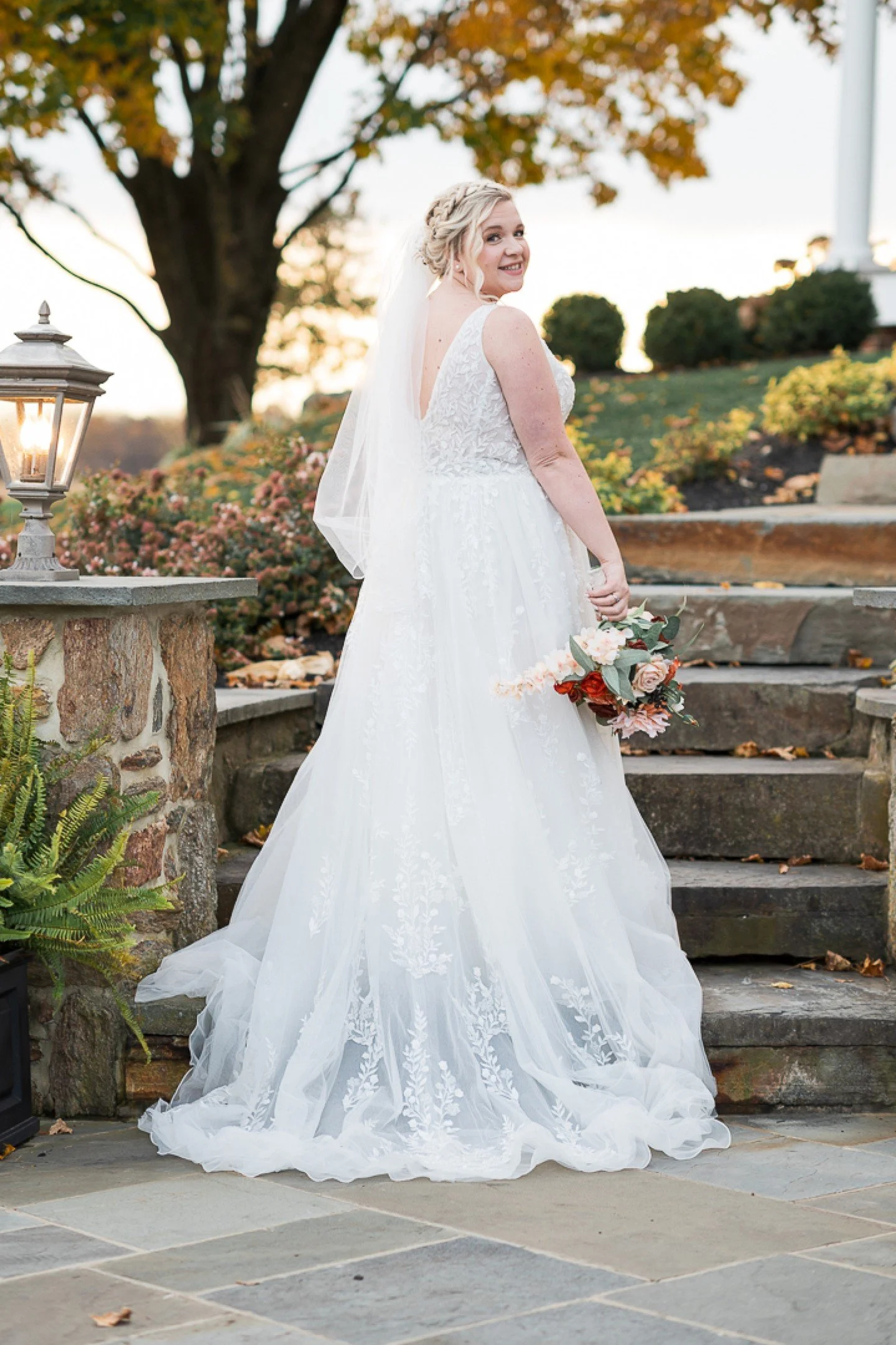A few early favorites from Courtney + Nick&rsquo;s Pine Ridge Farm wedding this weekend.

Can&rsquo;t wait to share more!

Venue: @pine.ridge.farm
Makeup: @beautybycassxo_
Caterer: @2peasinapot2019
DJ: @harforddjs
Photographer: @nicolecarberryphotogr