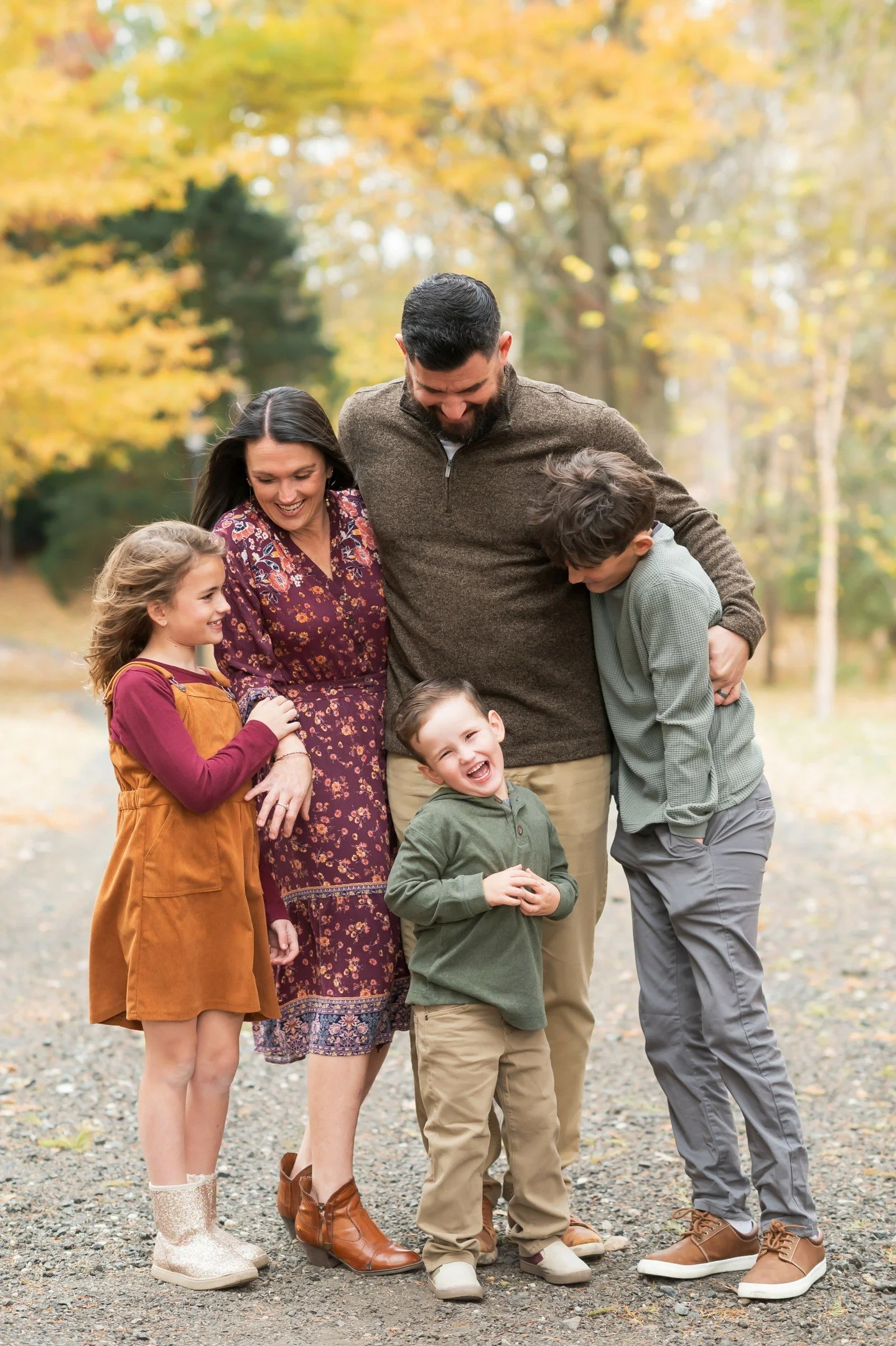 The fall has been FALLing.  The colors this season were just stunning.

fall photos | Maryland family photographer | Bel Air family photographer