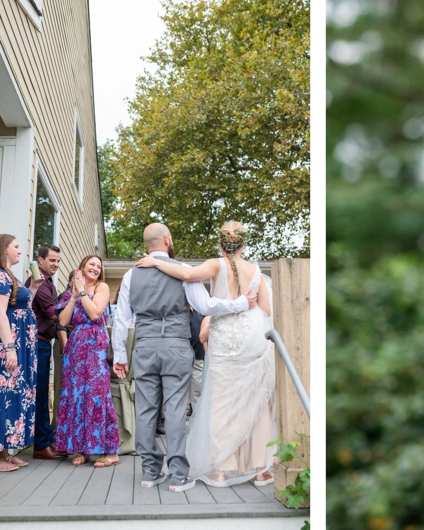 A thoughtful timeline makes all the difference. I help couples plan photography coverage that feels relaxed, not rushed, so they can enjoy their day fully.
