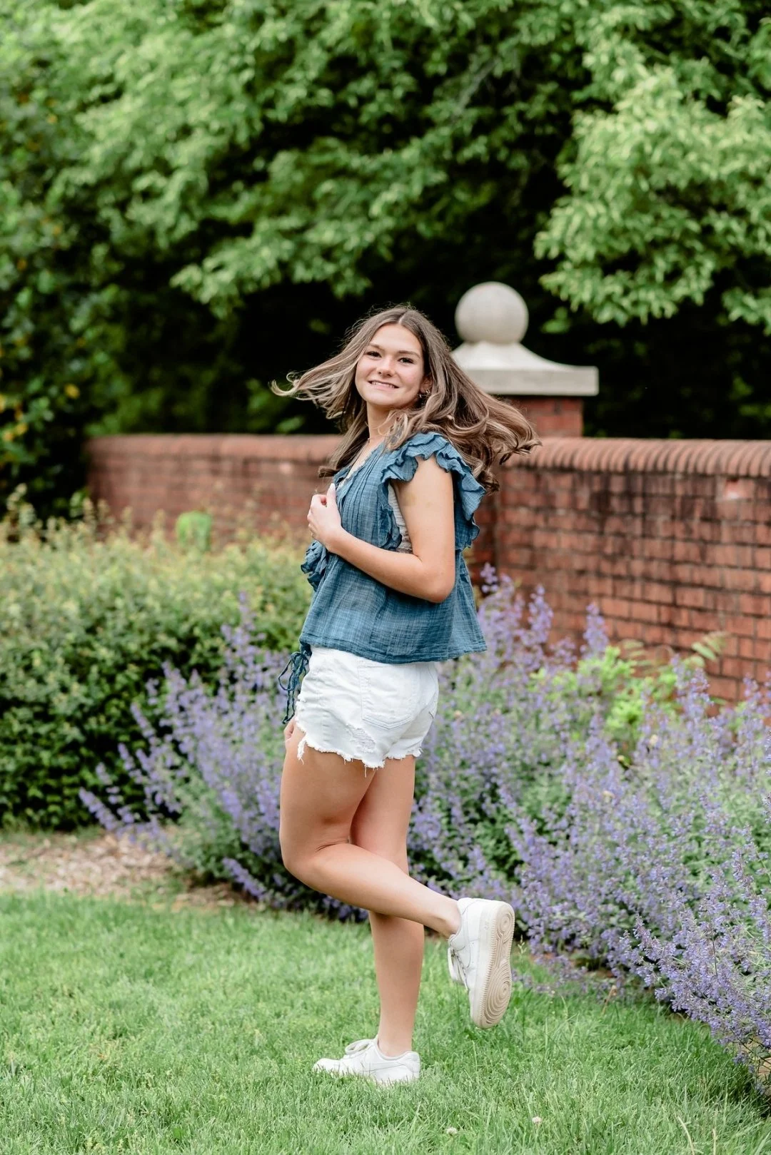 Confidence looks good on you.