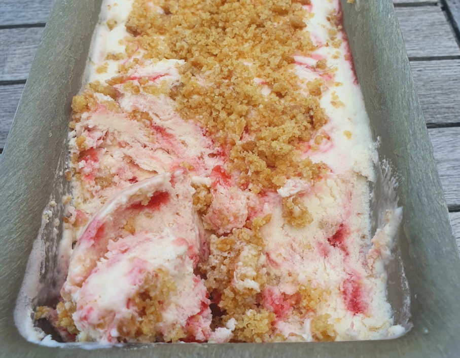 Kerkbank Lot aspect Strawberry cheesecake ijs — Sisterfood