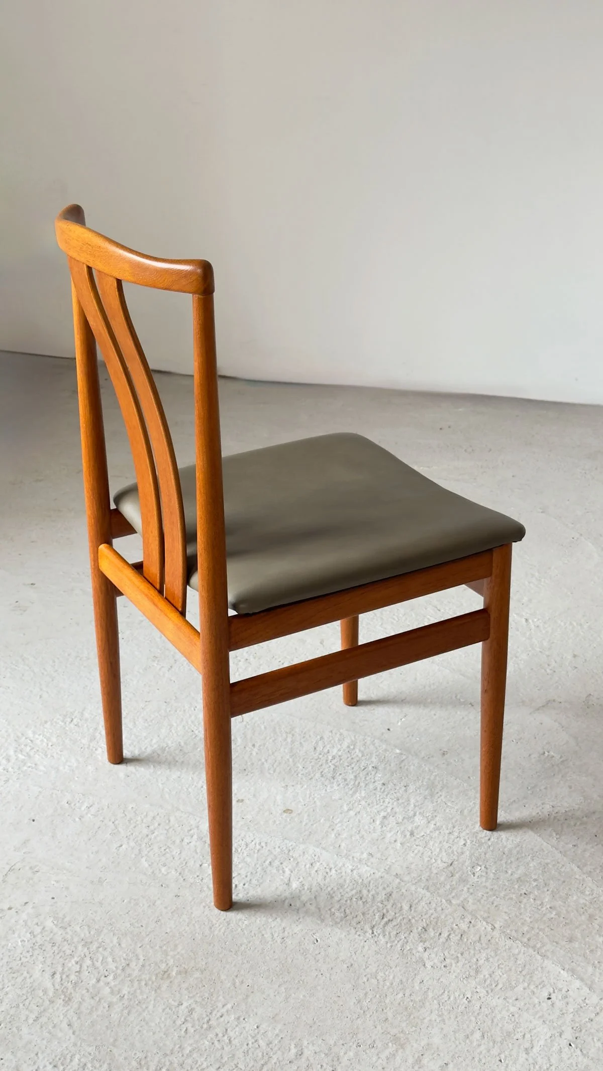 Henning Sørensen for Vamdrup Teak Dining Chair, Denmark, 1960s - Department